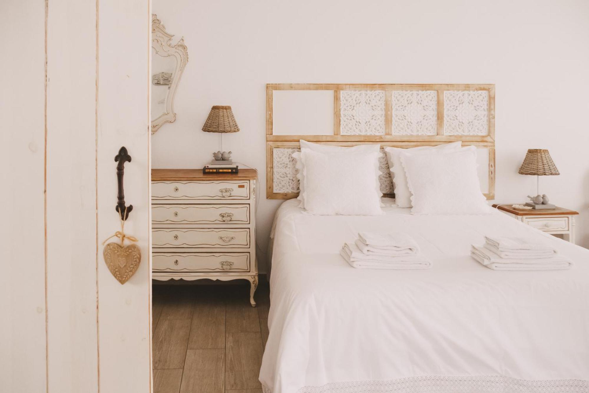 Casa Coracao Alentejano- Casas Com Encanto ريغينغوس دي مونساراز المظهر الخارجي الصورة