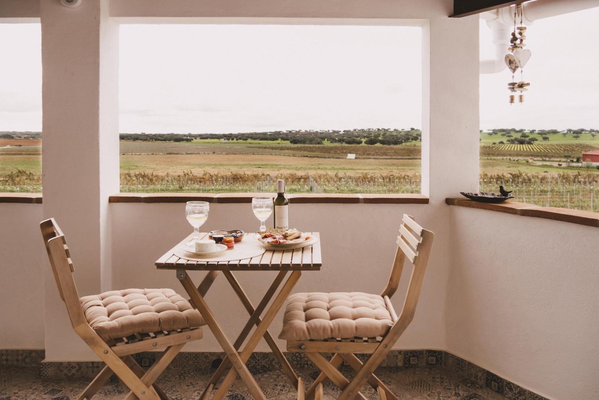 Casa Coracao Alentejano- Casas Com Encanto ريغينغوس دي مونساراز المظهر الخارجي الصورة